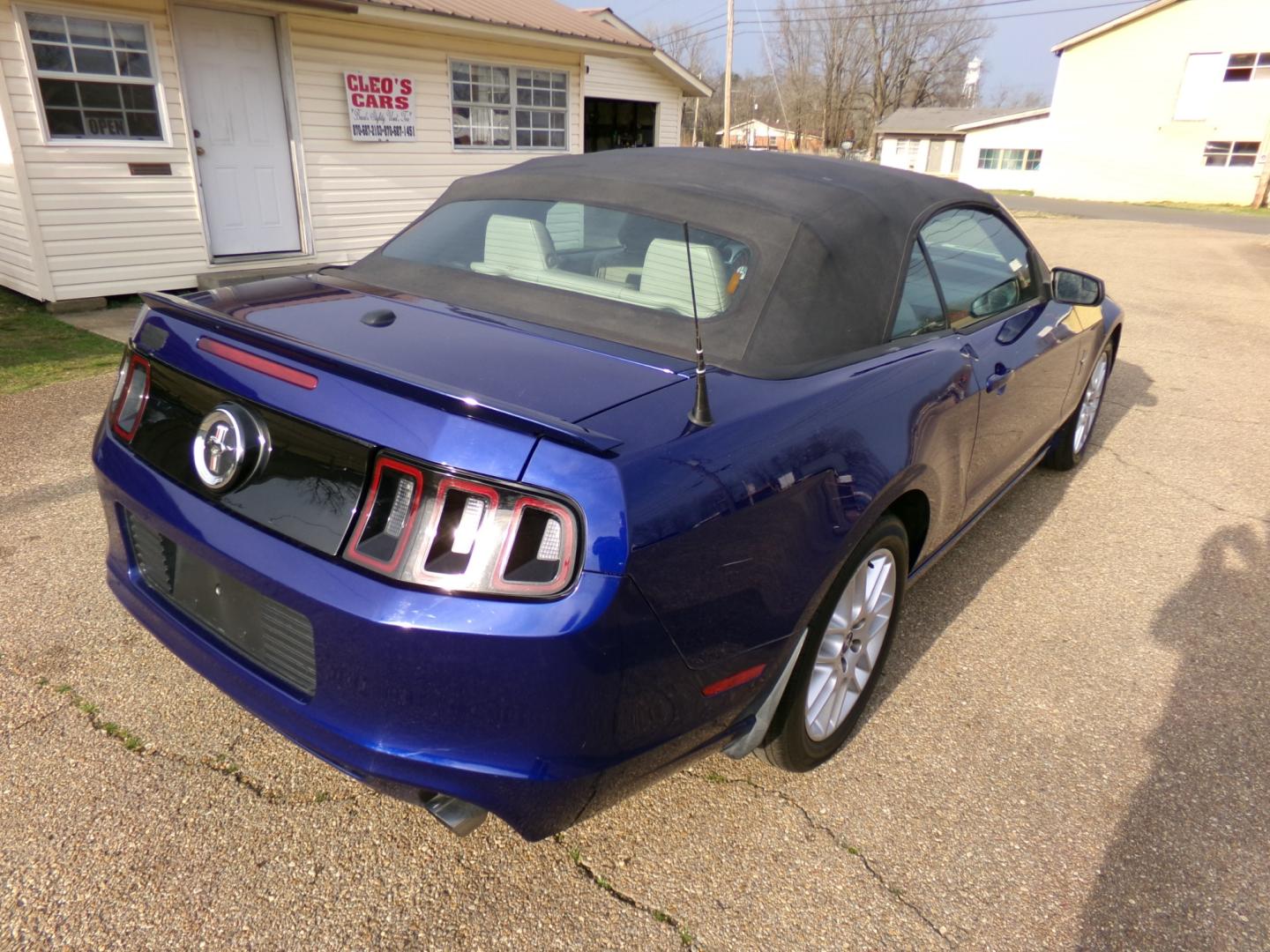 2014 Deep Impact Blue Metallic /Black Ford Mustang (1ZVBP8EM4E5) , located at 401 First NE, Bearden, AR, 71720, (870) 687-3414, 33.726528, -92.611519 - Photo#15